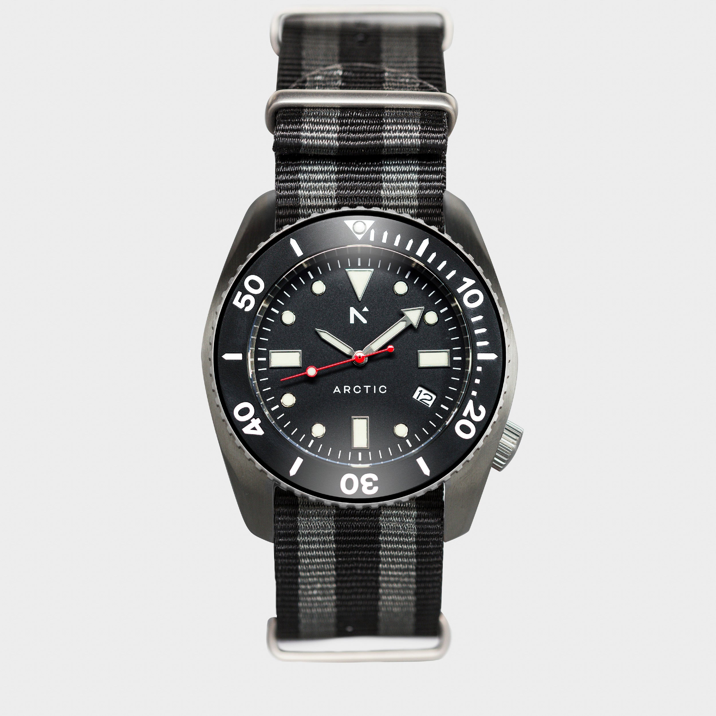 'Arctic' 500m Dive Watch (43mm) | Classic NATO