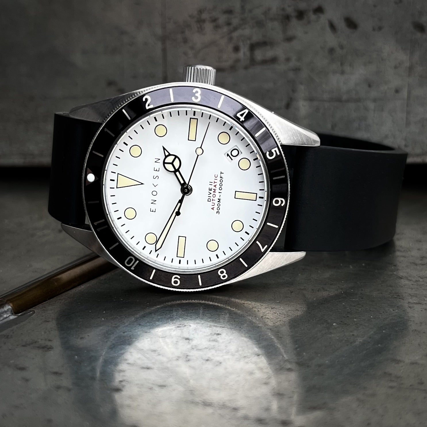 DIVE II E12/A ◇ Automatic Dive Watch - 39mm - White Dial Edition