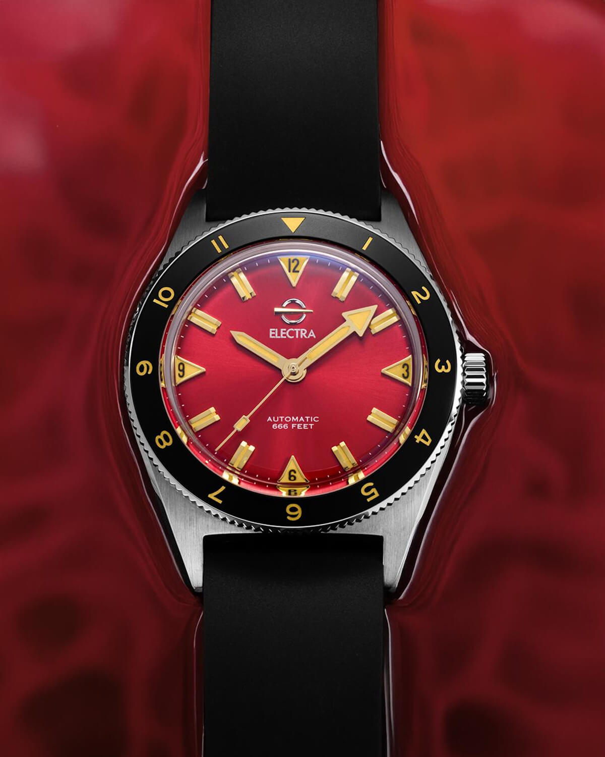 DASHING RED