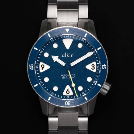 Model Three Diver - Blue Dial / SS Case