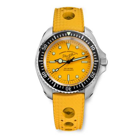 Diver 200M Mecaquartz Diving Watch - Yellow