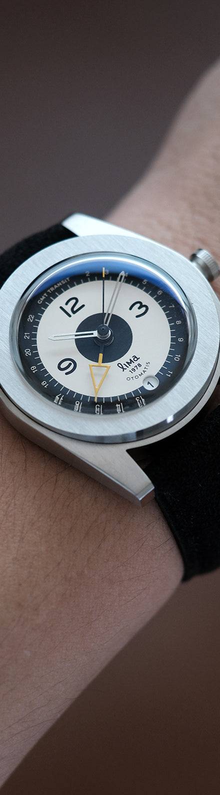 GMT TRANSIT REVERSED TUXEDO