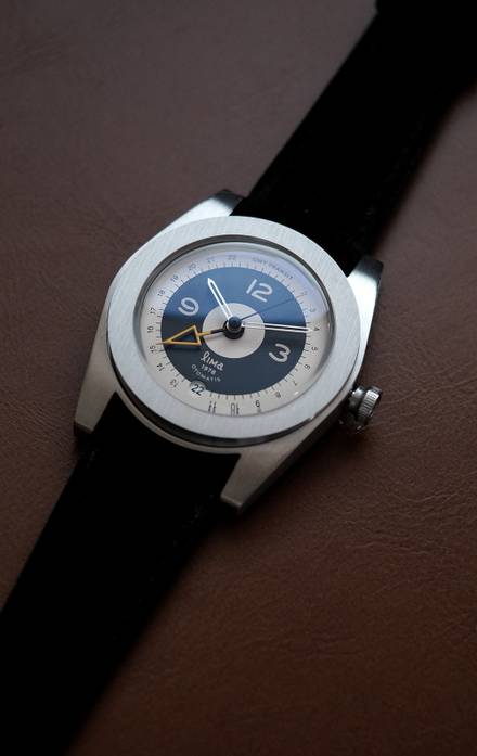 GMT TRANSIT TUXEDO