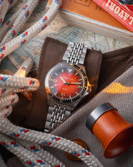Retrovivo – Diver – RV02